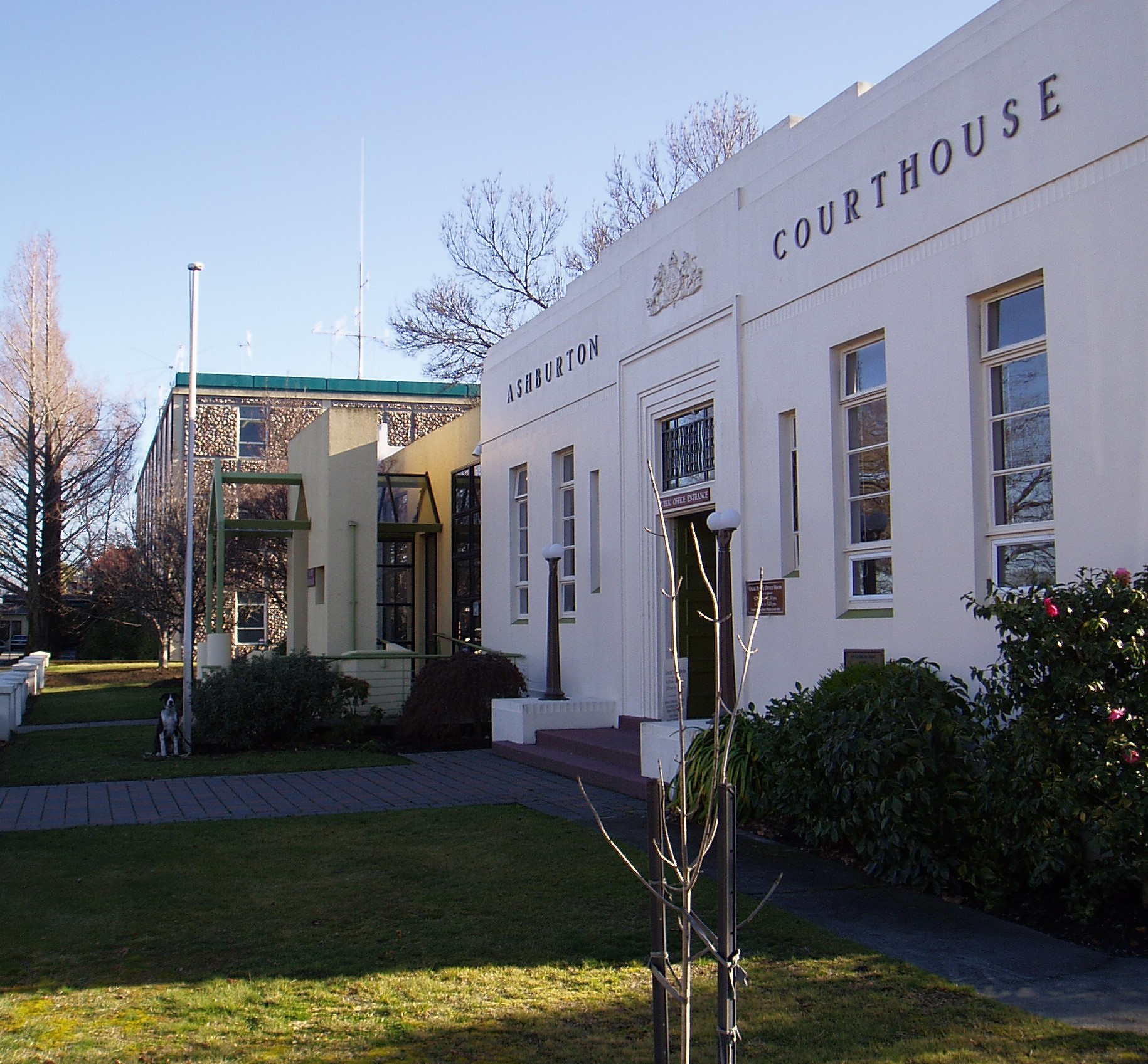 Image of the outside of the Ashburton District Court.